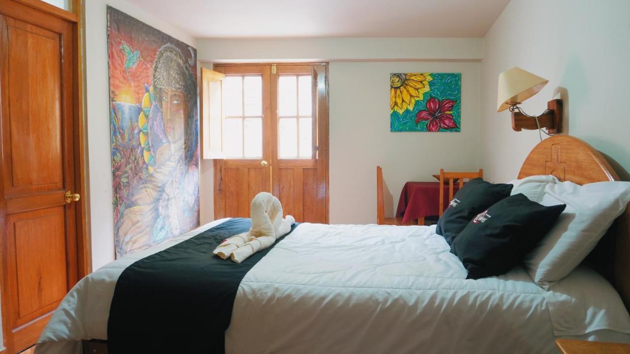 Colores Hotel Apu-Linli Писак Екстериор снимка